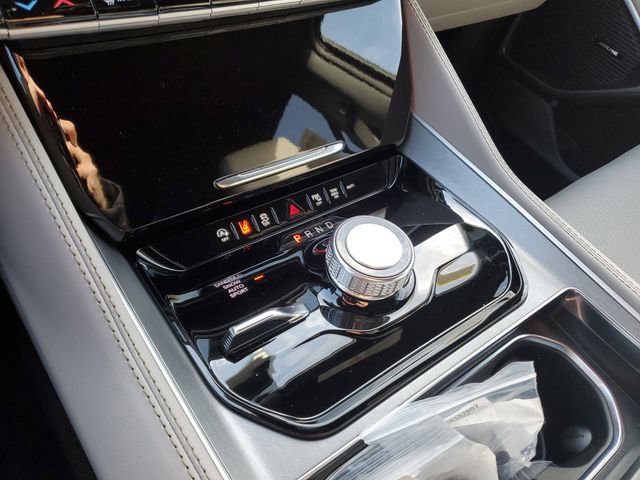 New 2026 Jeep Grand Wagoneer L 4WD image 12