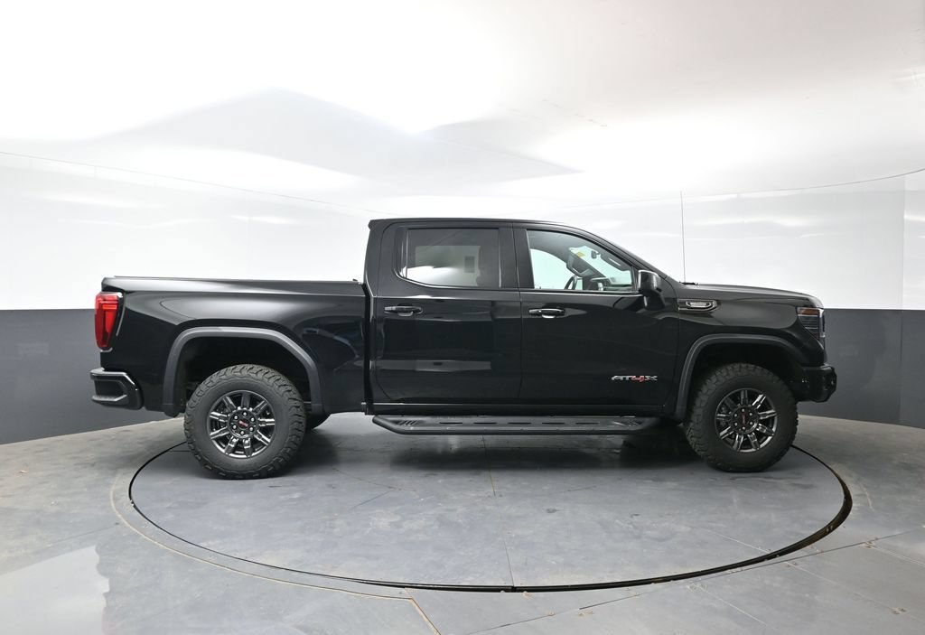 Used 2024 GMC Sierra 1500 AT4X AWD/4WD image 4