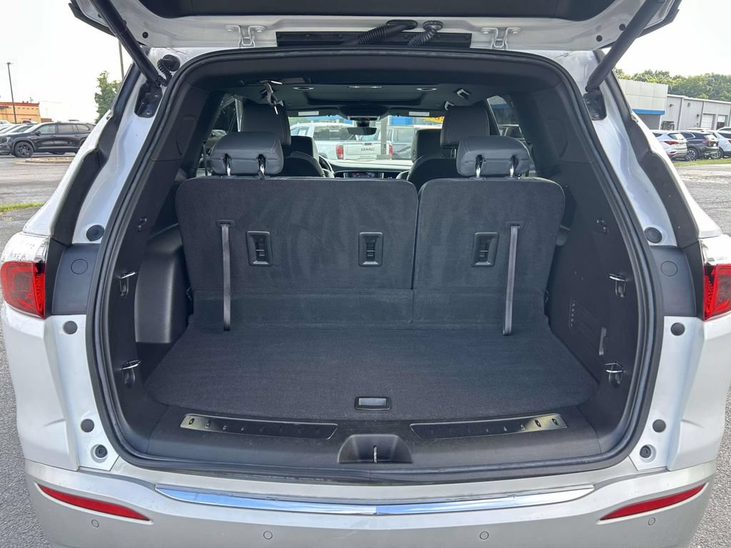 Used 2023 Buick Enclave Premium w/ Experience Buick Package FWD image 11