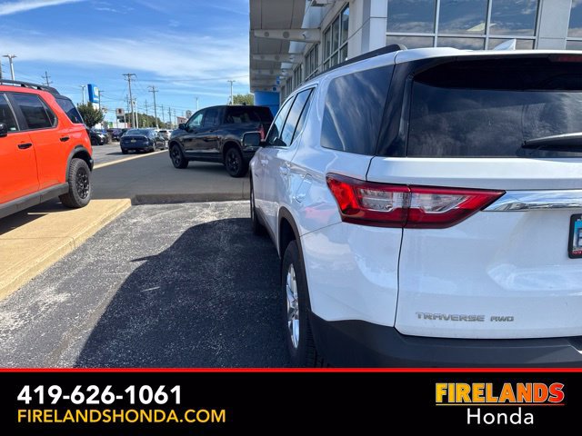 Used 2020 Chevrolet Traverse LT w/ Driver Confidence II Package AWD/4WD image 4