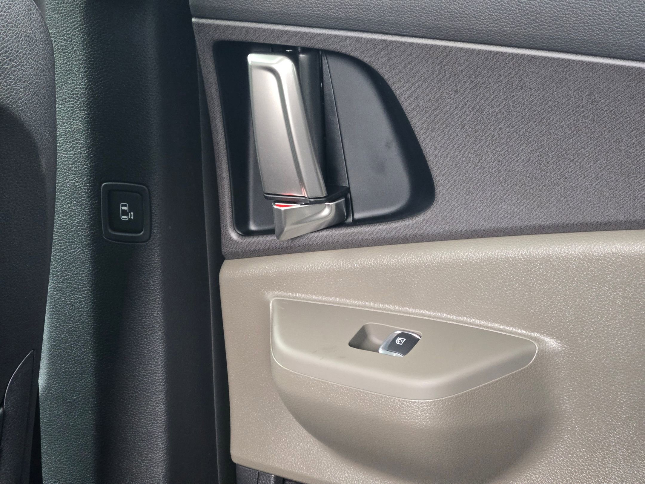 New 2026 Kia Carnival SX FWD image 35