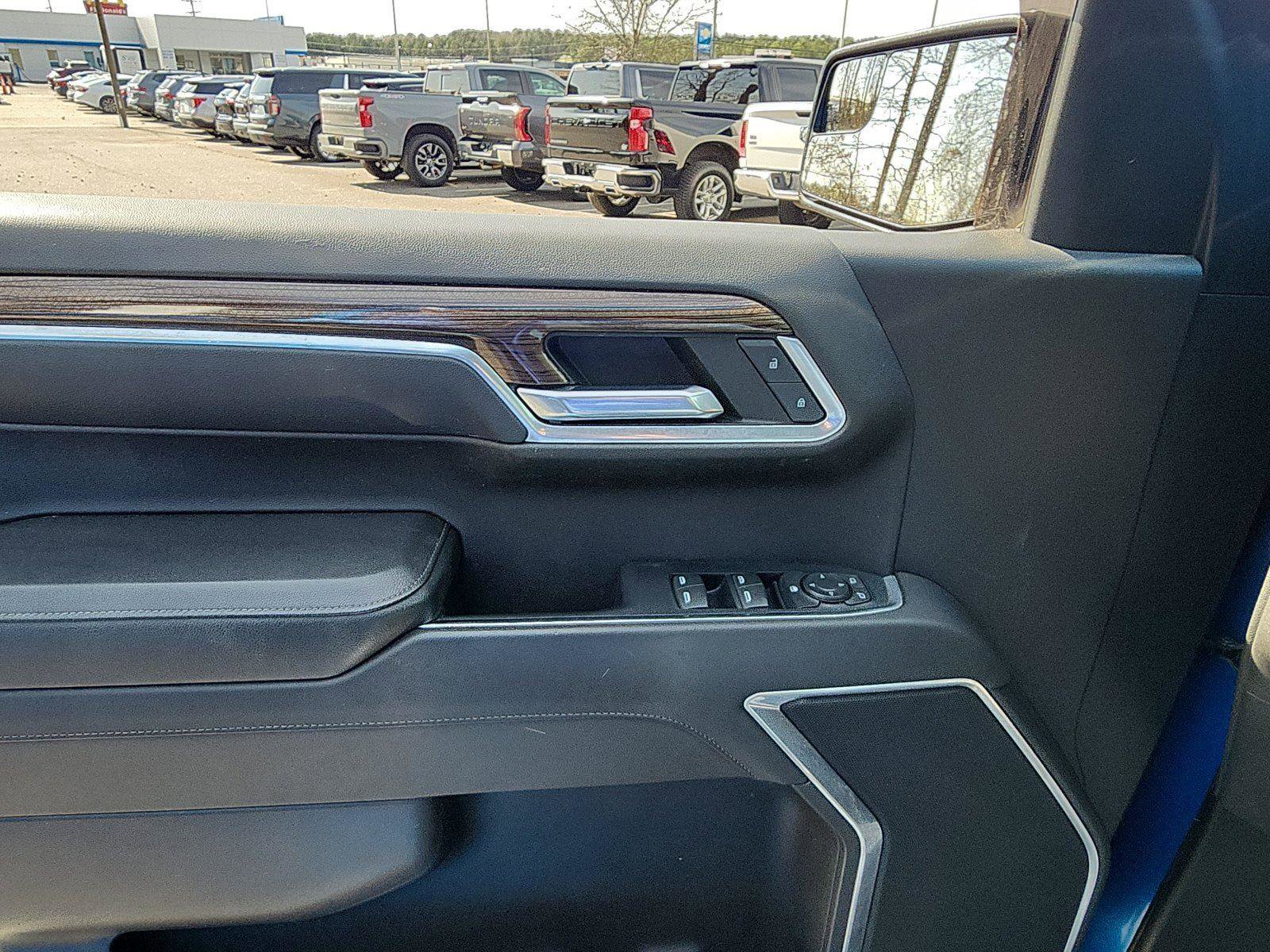 Used 2022 Chevrolet Silverado 1500 RST image 18