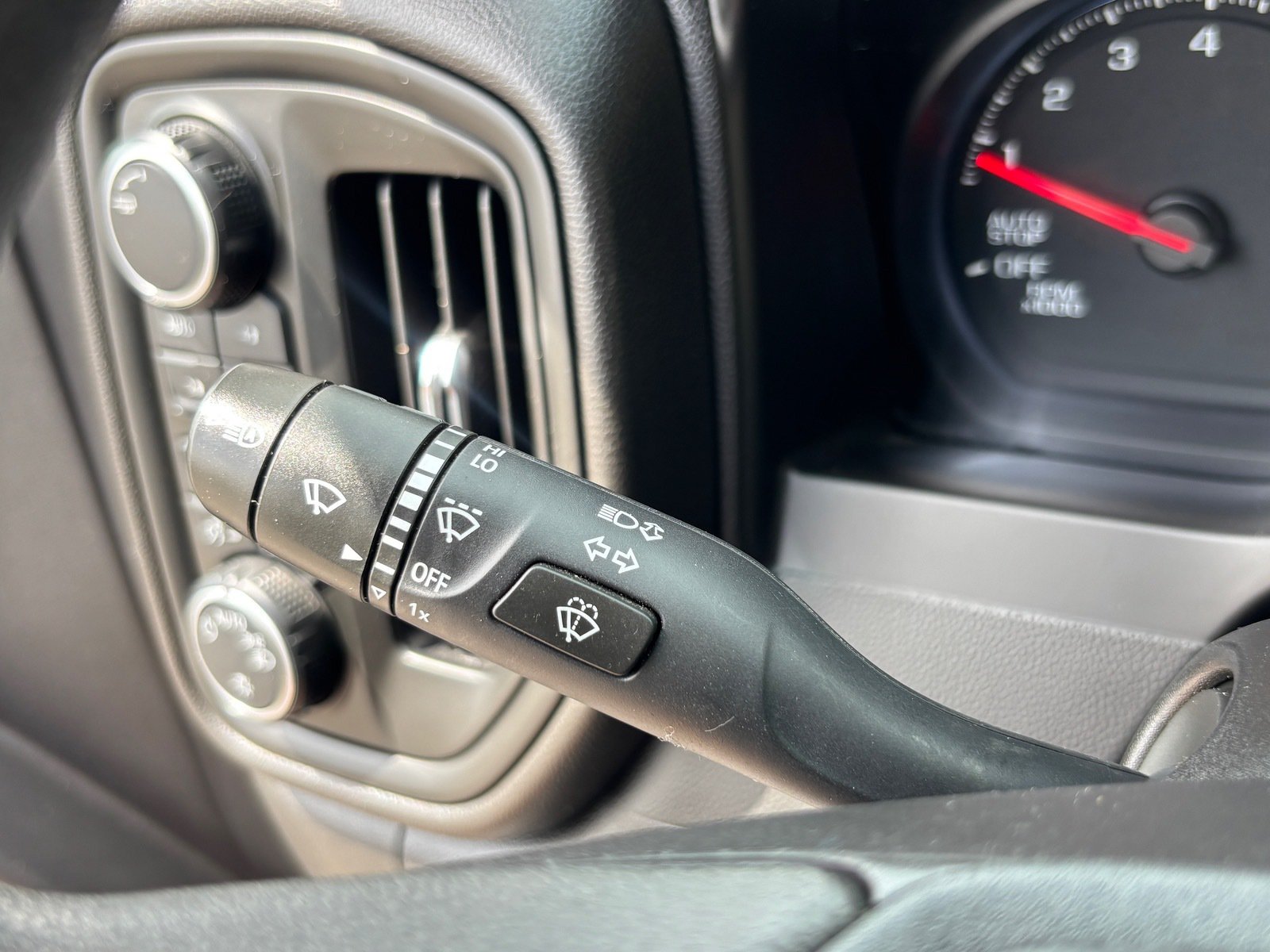 Used 2024 Chevrolet Silverado 1500 Custom w/ Turbomax Blackout Package AWD/4WD image 24
