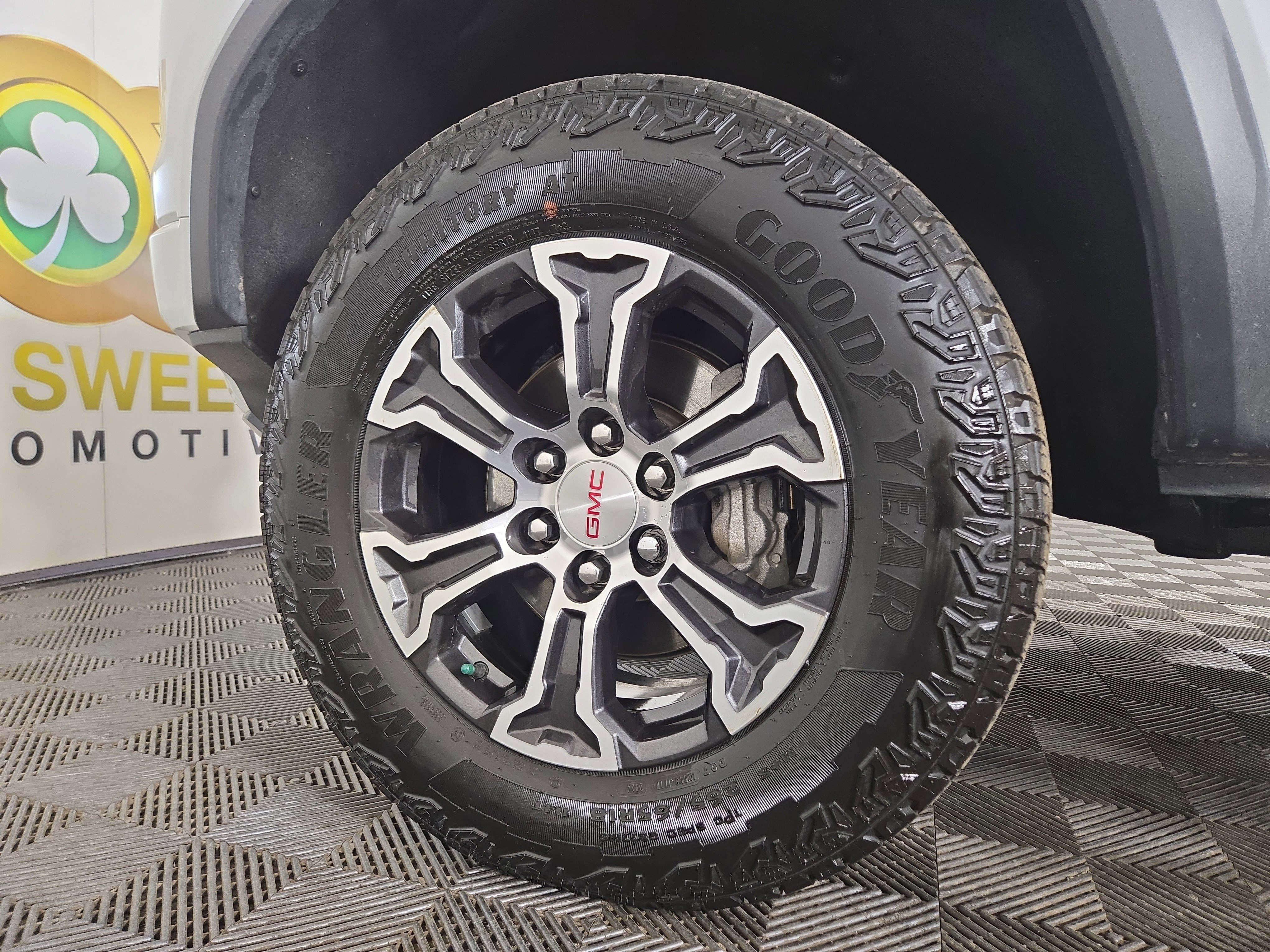 Certified 2024 GMC Canyon AT4 w/ Canyon Safety Plus Package image 35