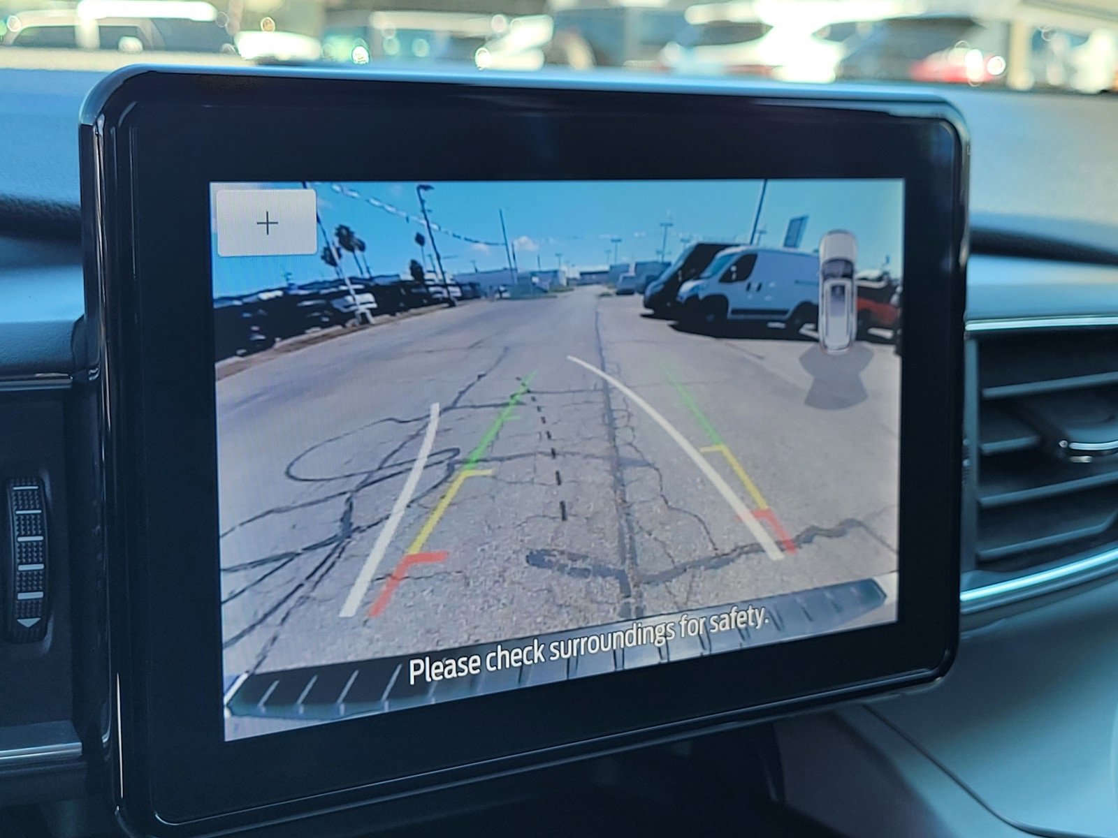 Used 2022 Ford Explorer XLT w/ Equipment Group 202A image 19