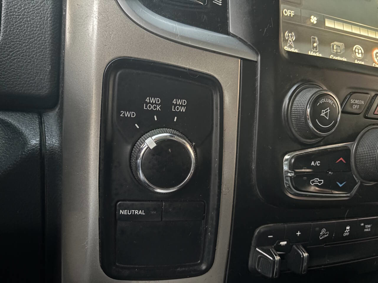 Used 2017 RAM 2500 Lone Star image 27