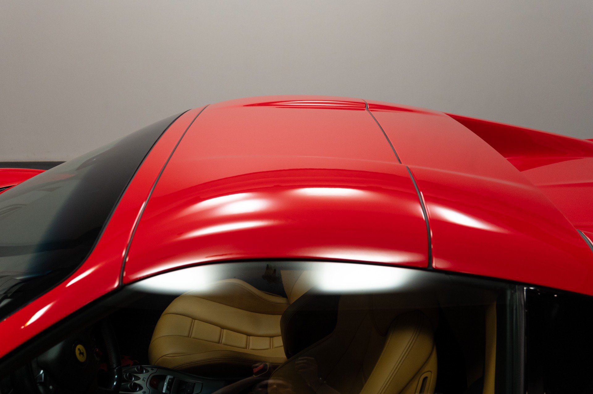 Used 2013 Ferrari 458 Spider RWD image 18