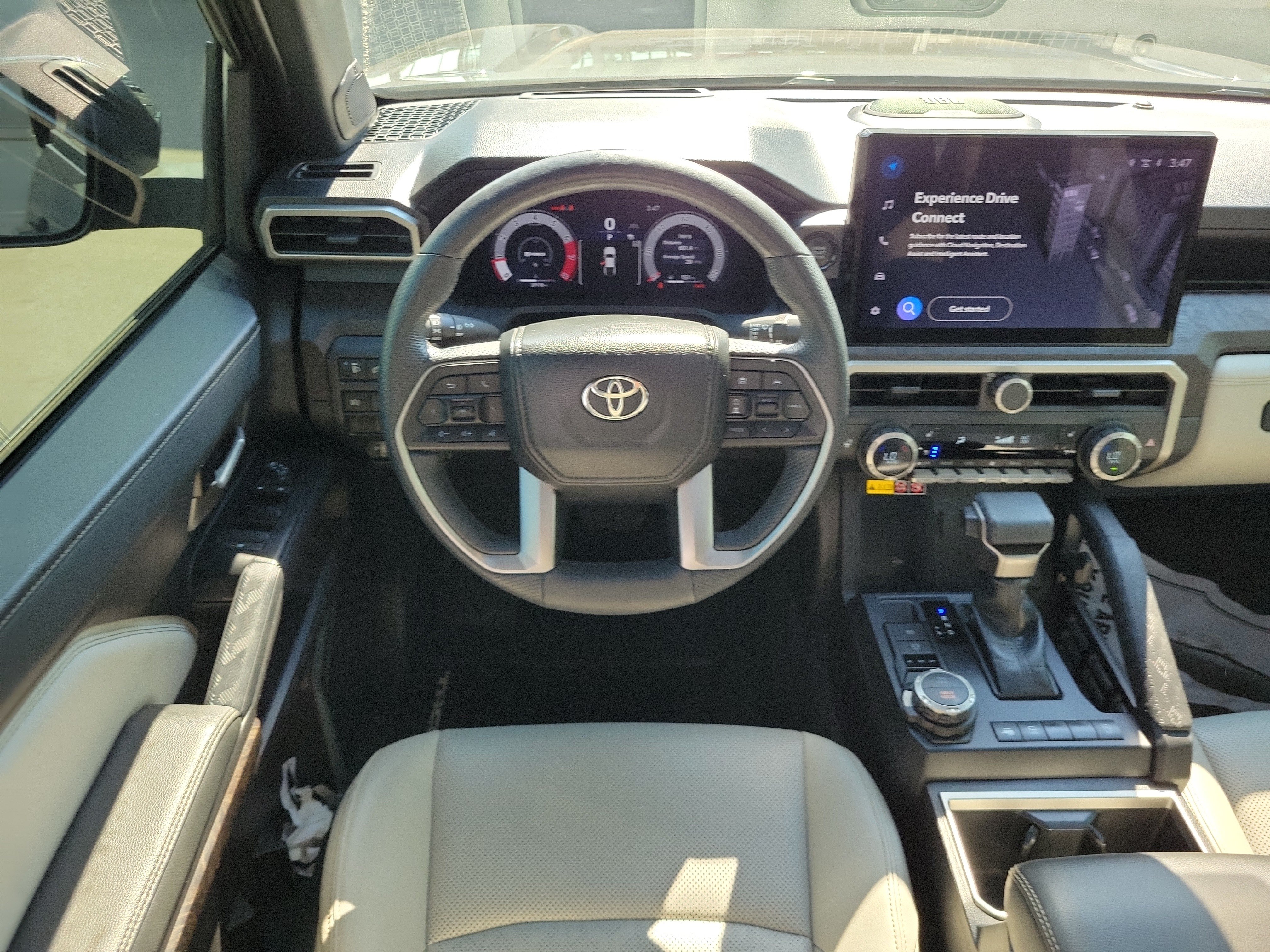 Used 2024 Toyota Tacoma Limited w/ Limited Package (LT) AWD/4WD image 9