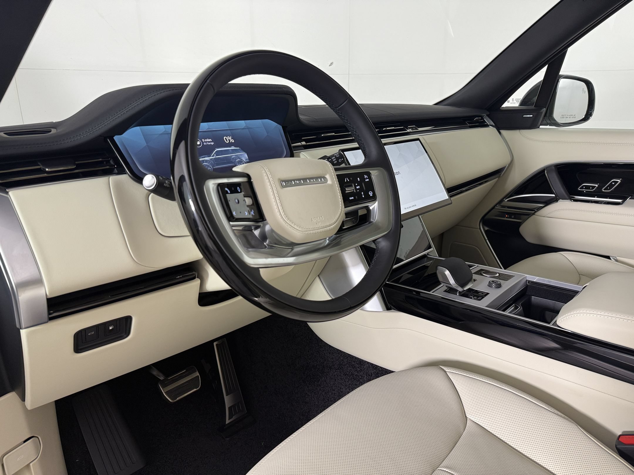 New 2027 Land Rover Range Rover SE AWD/4WD image 4