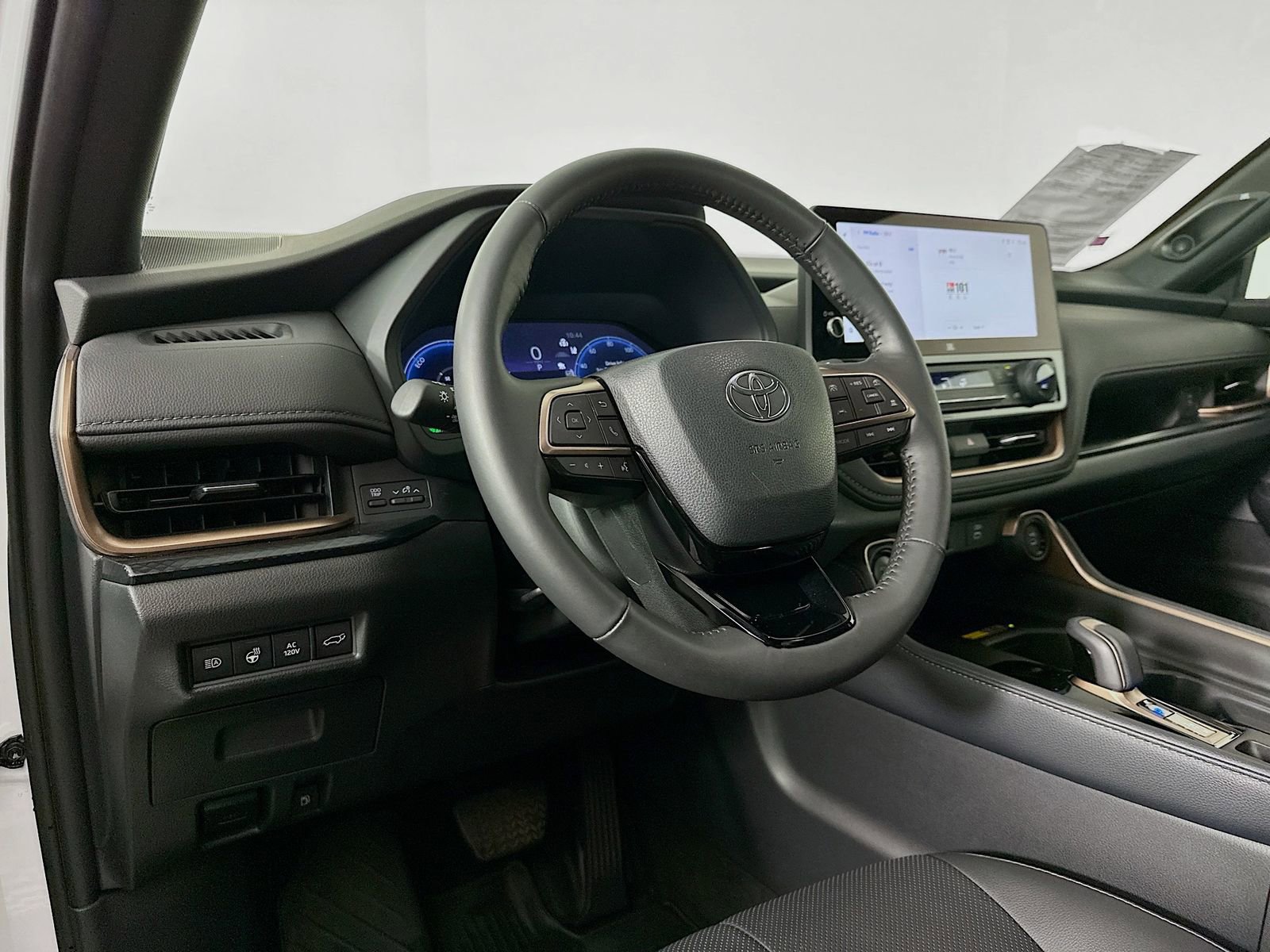 Certified 2024 Toyota Grand Highlander AWD Hybrid image 9