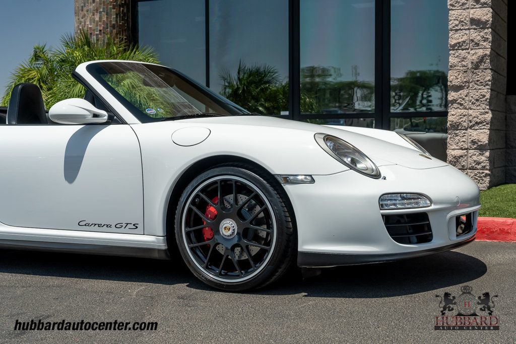 Used 2012 Porsche 911 Cabriolet image 33