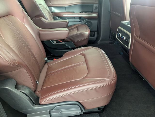 Used 2024 Ford Expedition Max Limited image 34