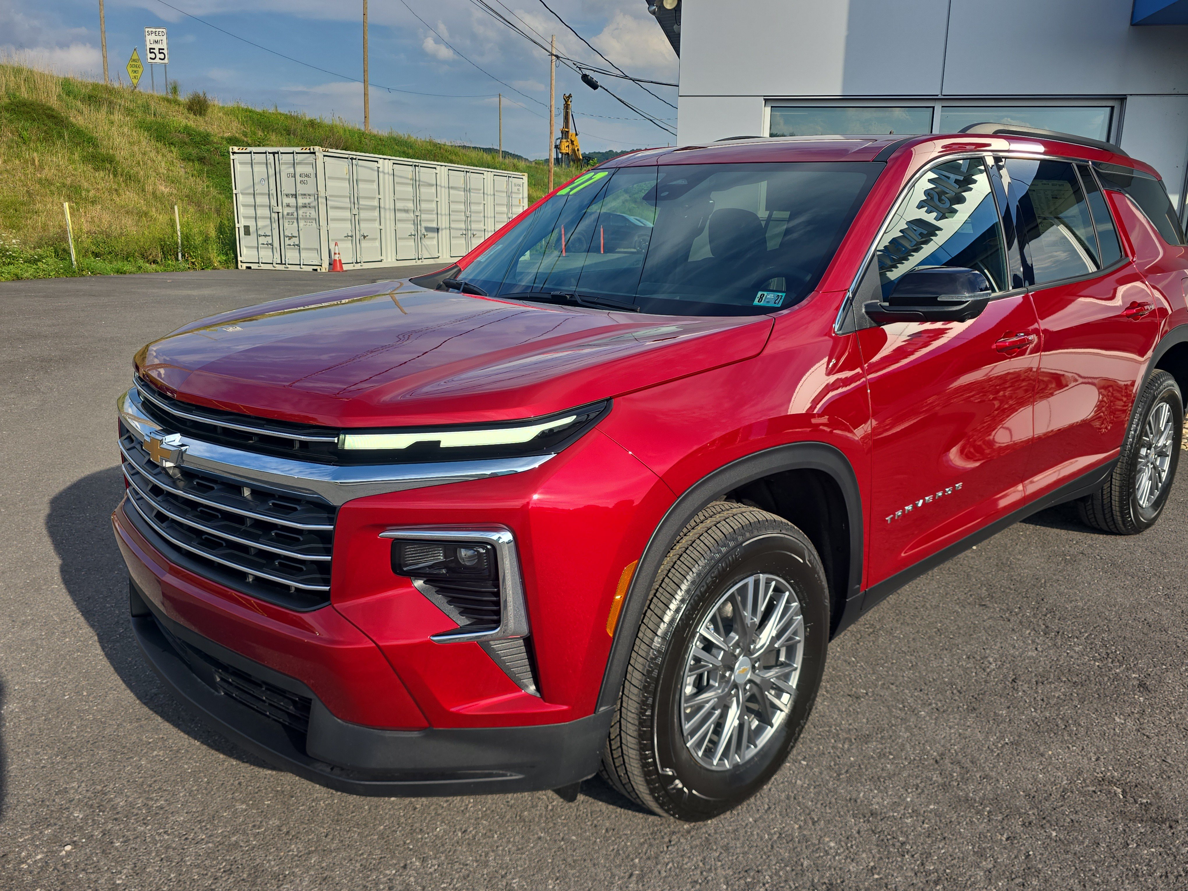 New 2027 Chevrolet Traverse LT w/ Driver Confidence Package AWD/4WD image 7