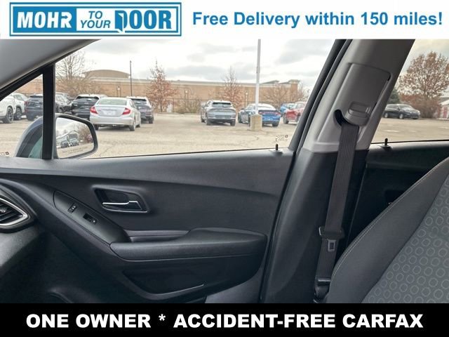 Used 2020 Chevrolet Trax LS w/ Tint and Cruise Package image 28