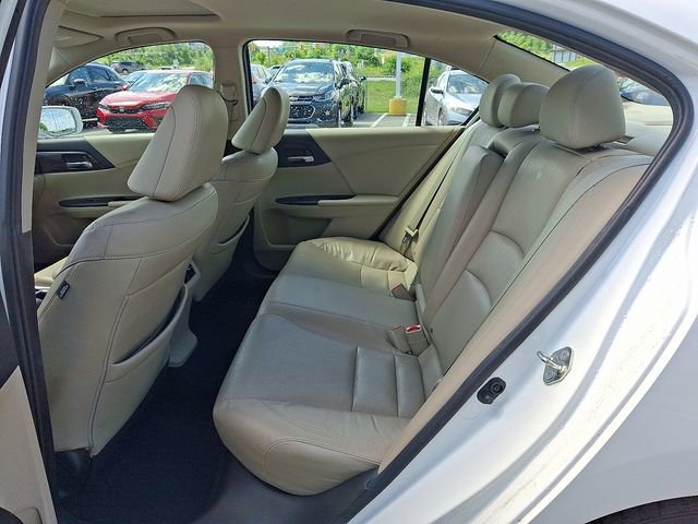 Used 2016 Honda Accord EX-L image 25