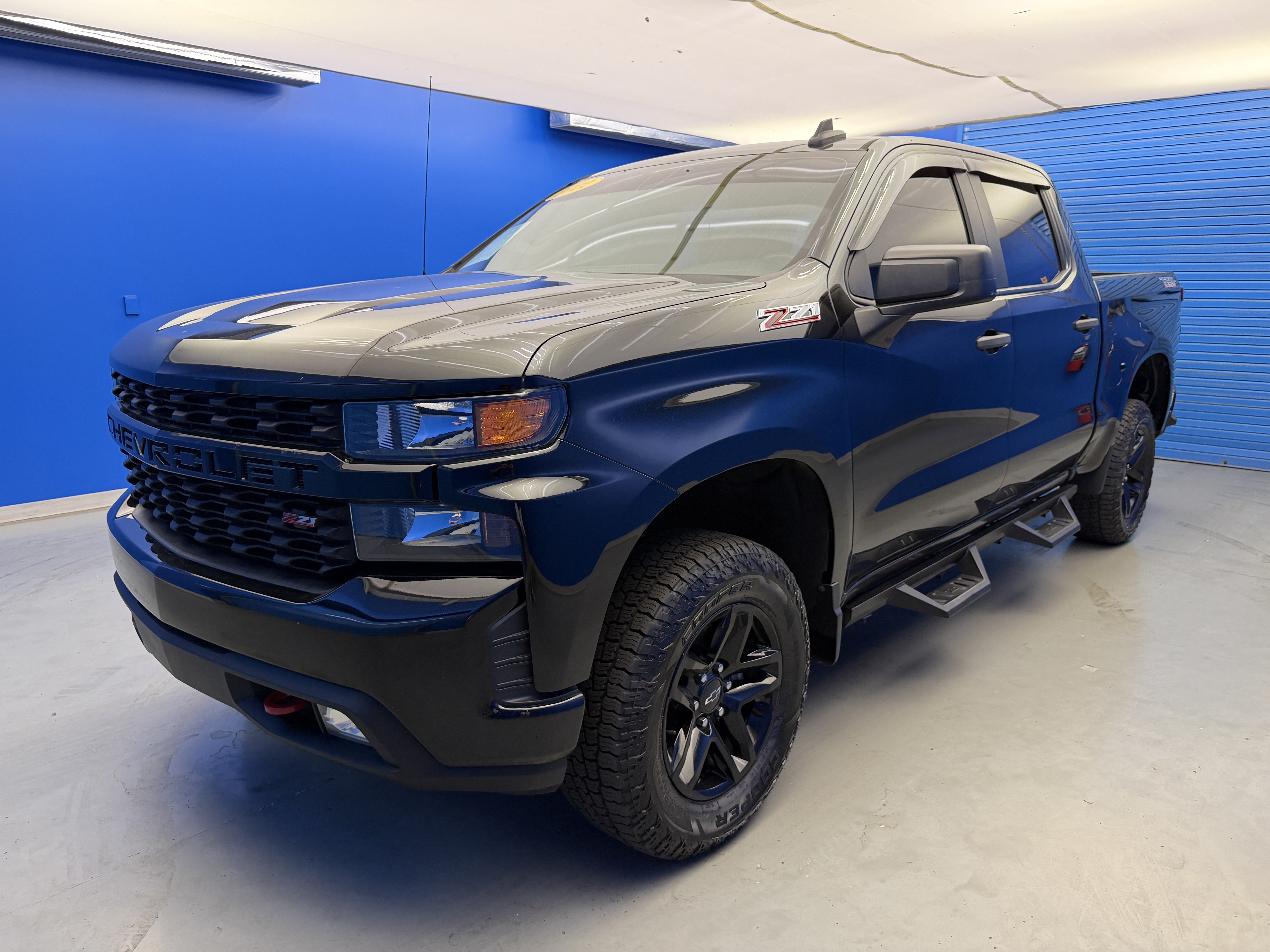 Used 2022 Chevrolet Silverado 1500 Custom Trail Boss AWD/4WD image 4