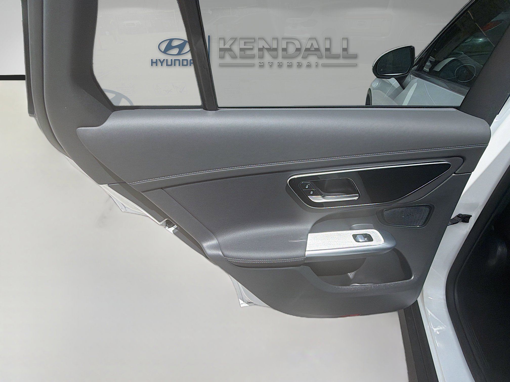 Used 2024 Mercedes-Benz GLC 300 4MATIC image 22