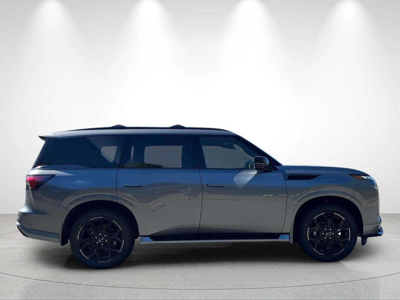 New 2027 INFINITI QX80 Sensory AWD/4WD image 6