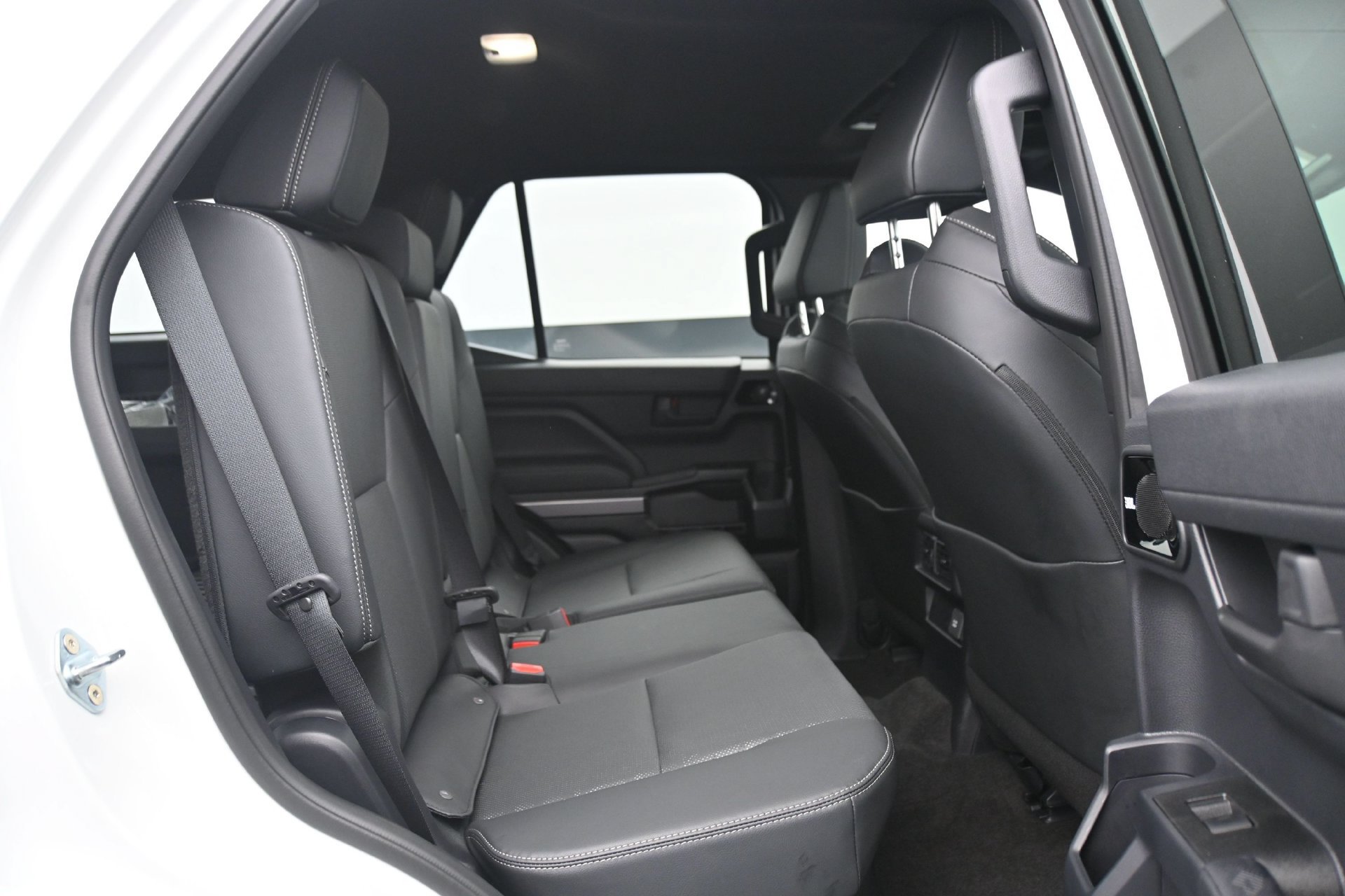 Used 2026 Toyota 4Runner TRD Off-Road Premium AWD/4WD image 14