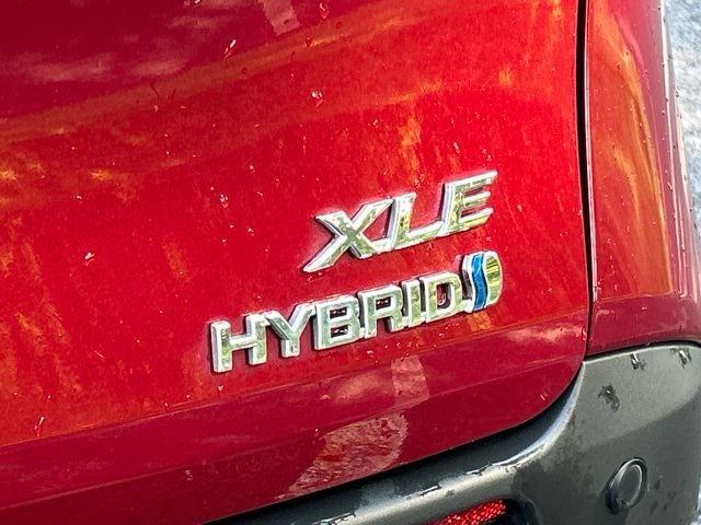 Used 2022 Toyota Sienna XLE w/ XLE Plus Package AWD/4WD image 16
