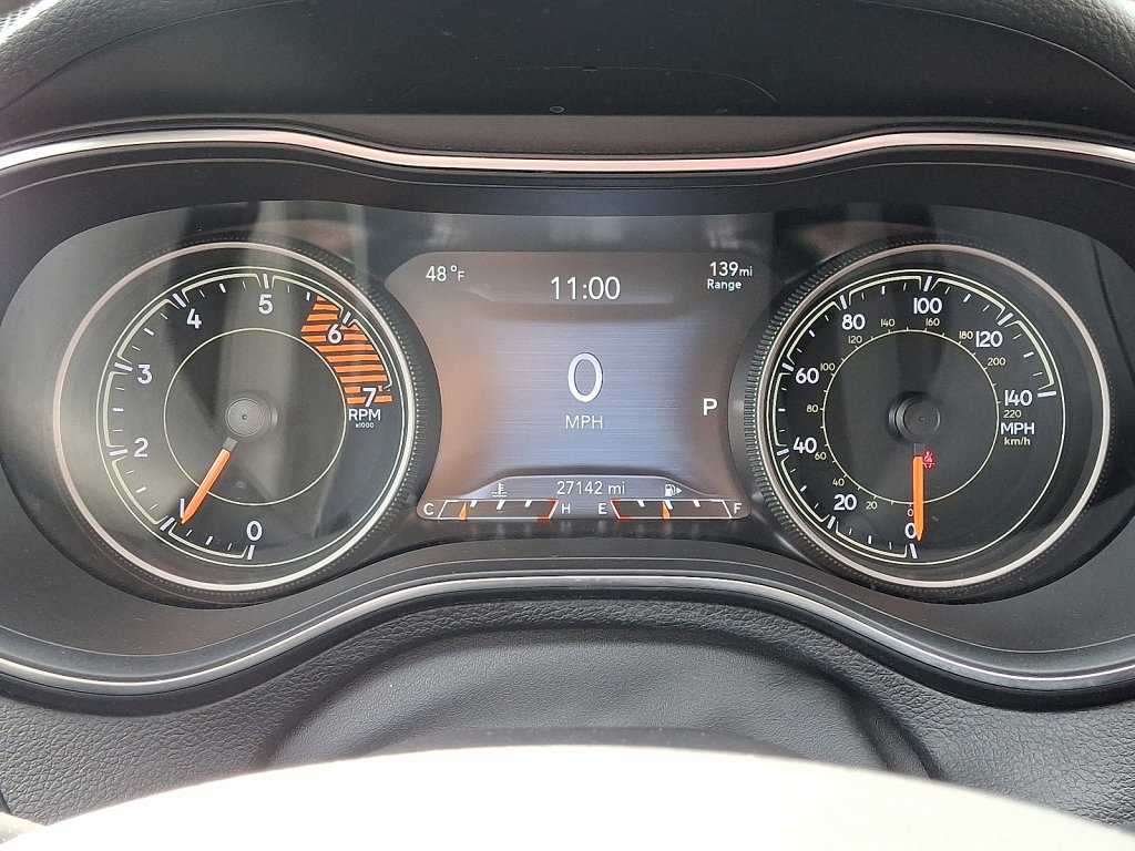 Used 2020 Jeep Cherokee Limited image 26