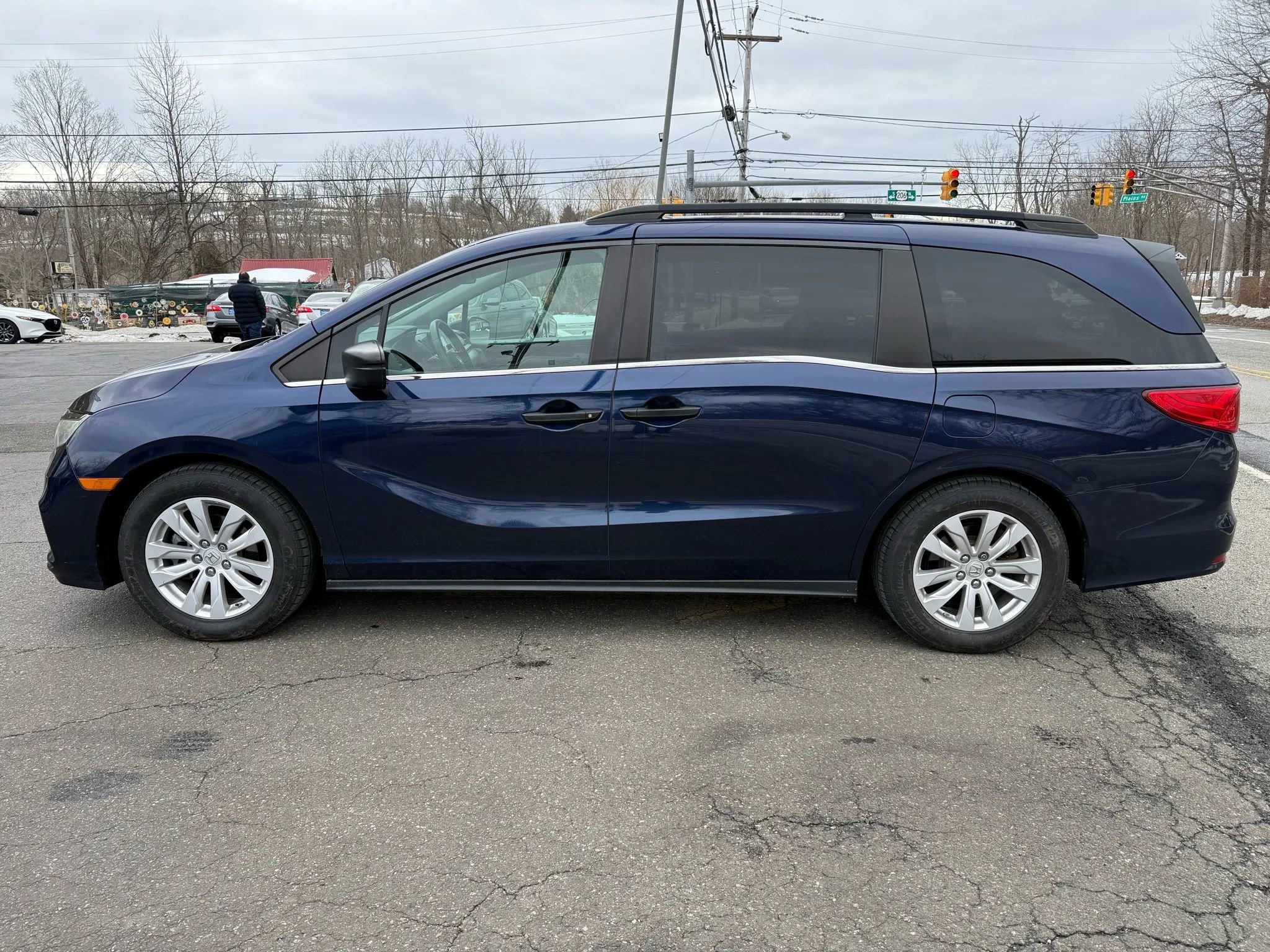 Used 2018 Honda Odyssey LX image 4