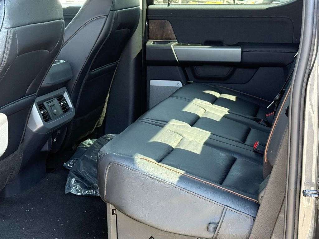 New 2026 Ford F250 4x4 Crew Cab Super Duty image 8