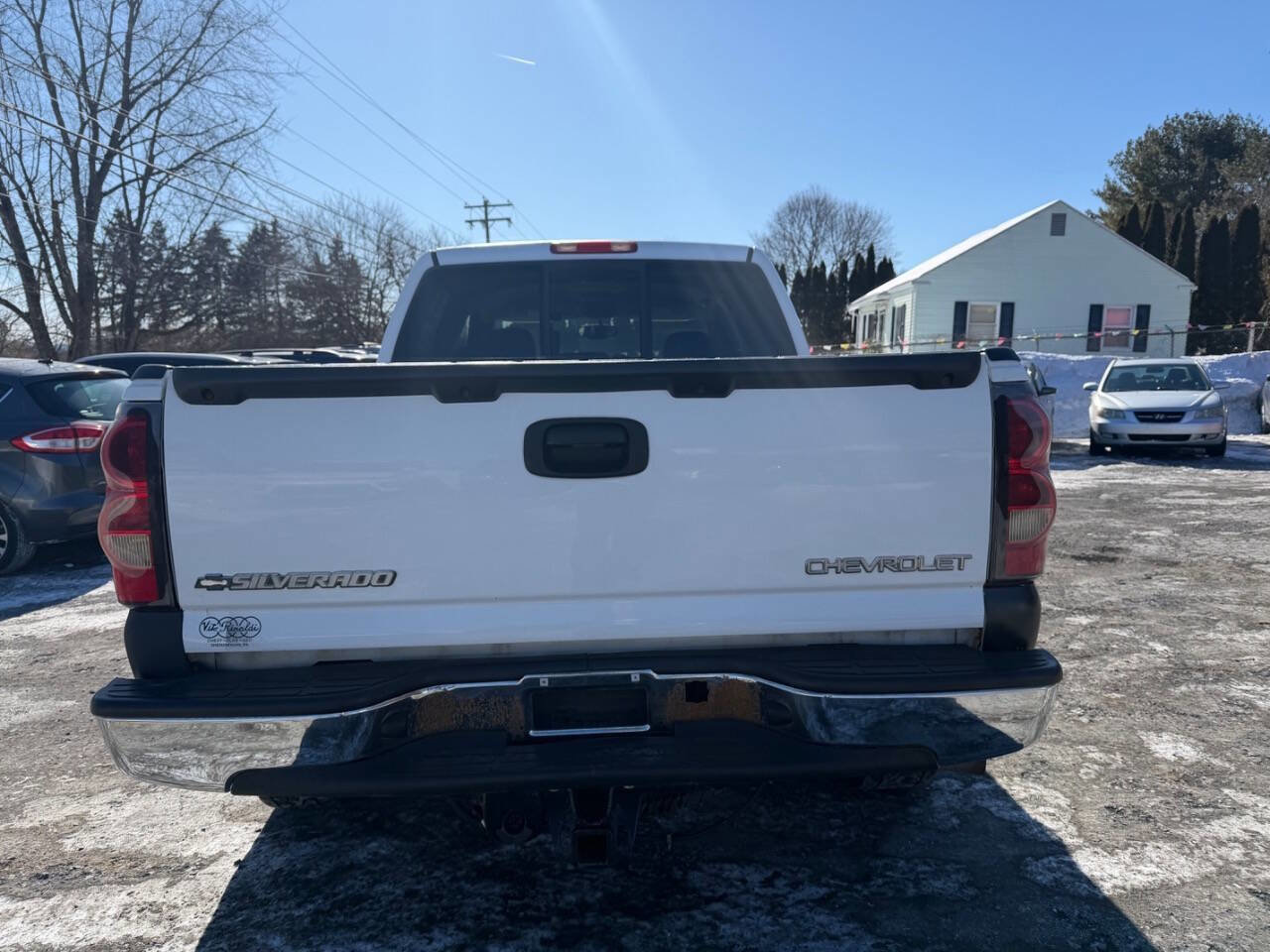 Used 2005 Chevrolet Silverado 1500 Z71 4dr Crew Cab 4WD SB w/ Safe And Sound Package image 6