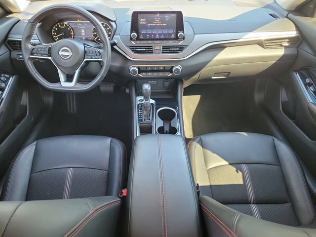 Used 2024 Nissan Altima 2.5 SR FWD image 15