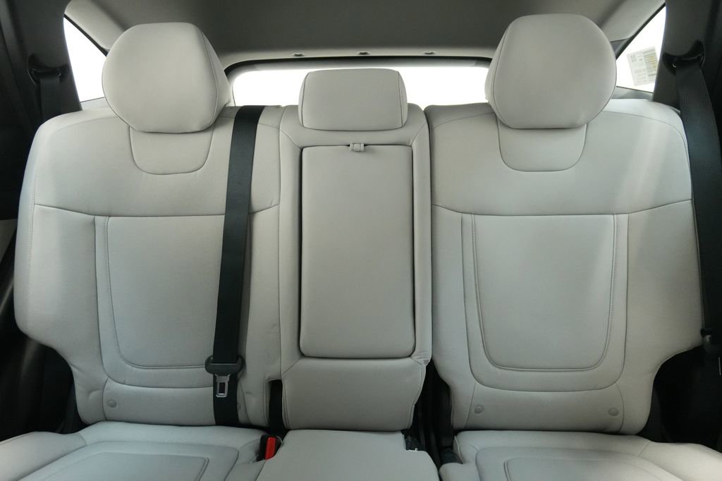 New 2026 Hyundai Tucson SE image 15