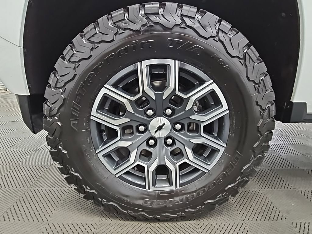 Used 2024 Chevrolet Colorado Z71 image 42