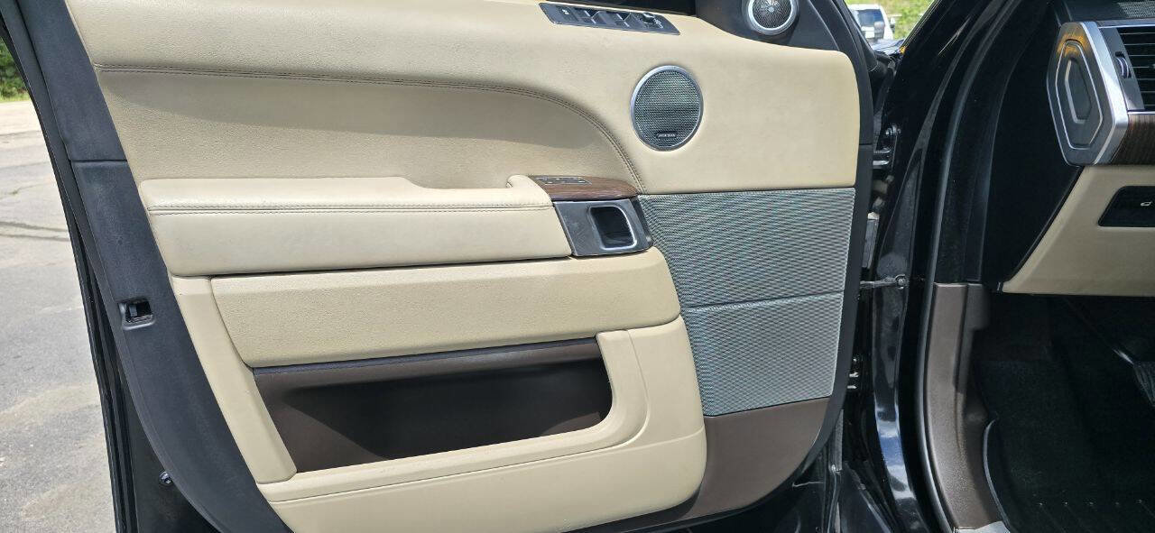 Used 2014 Land Rover Range Rover Sport HSE image 10