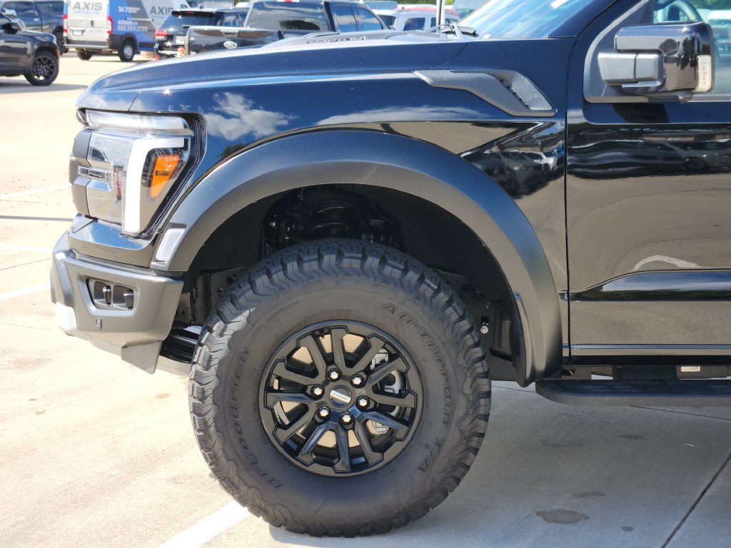 Used 2026 Ford F150 Raptor AWD/4WD image 9
