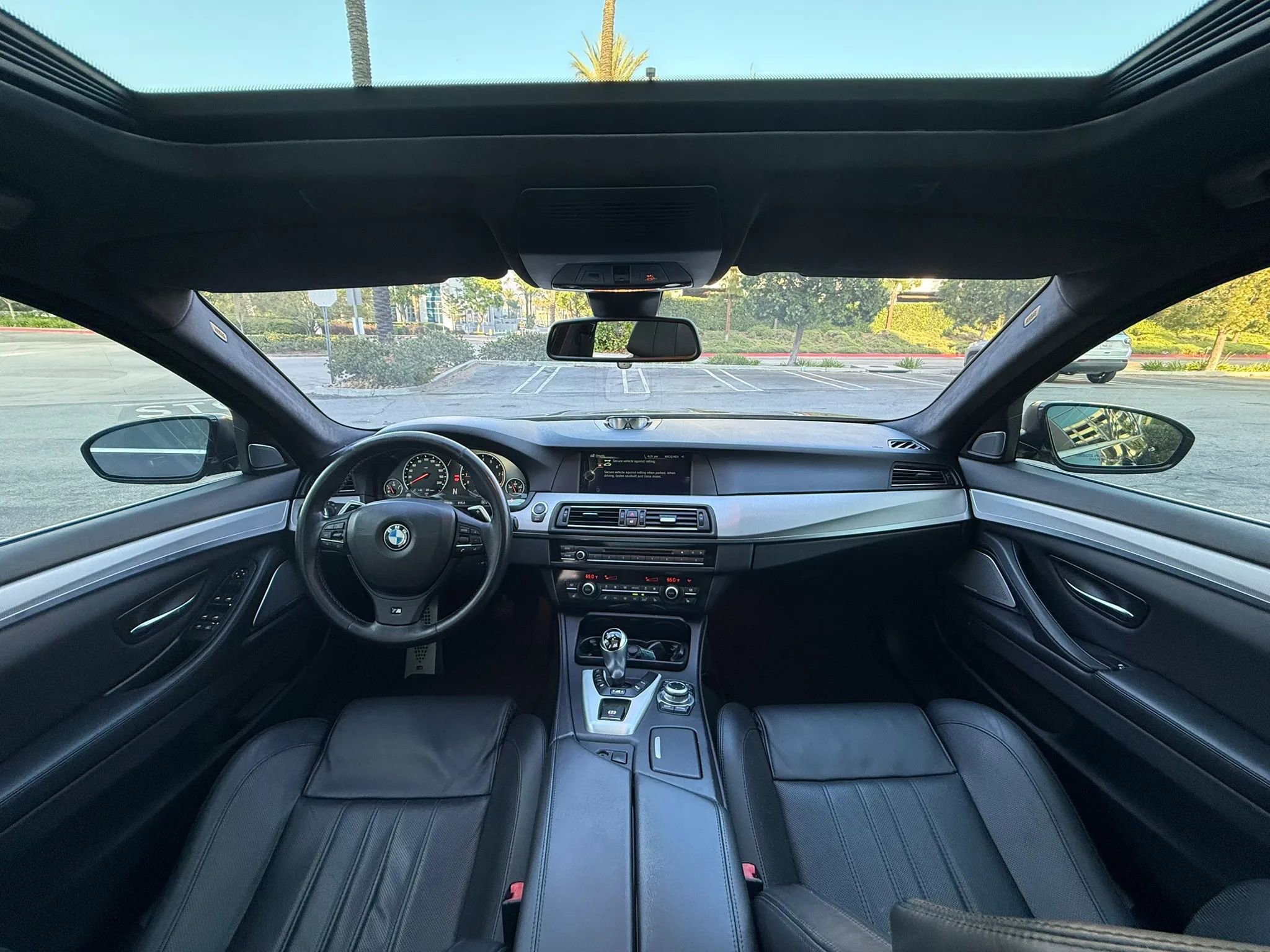 Used 2013 BMW M5 RWD image 30