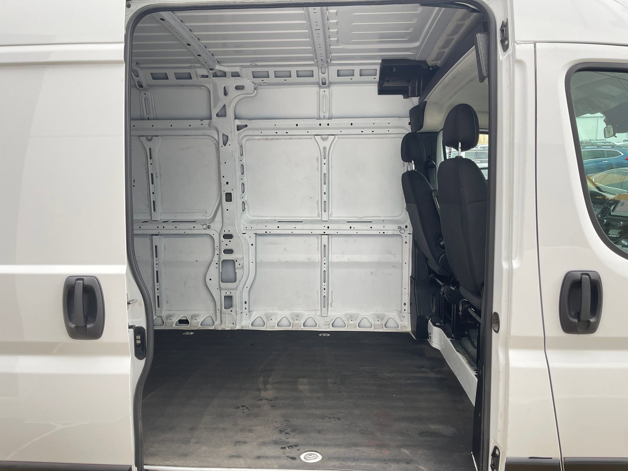 Used 2023 RAM ProMaster 2500 FWD image 26