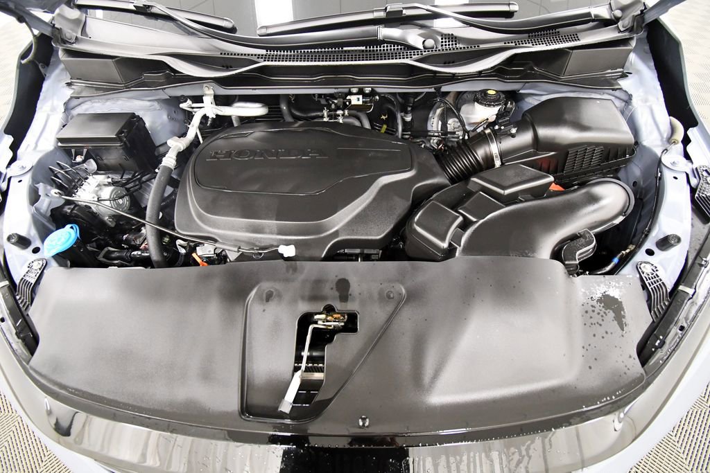 Certified 2025 Honda Odyssey Elite image 12
