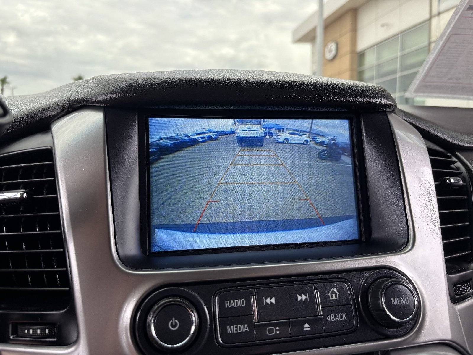 Used 2019 Chevrolet Tahoe LS AWD/4WD image 24