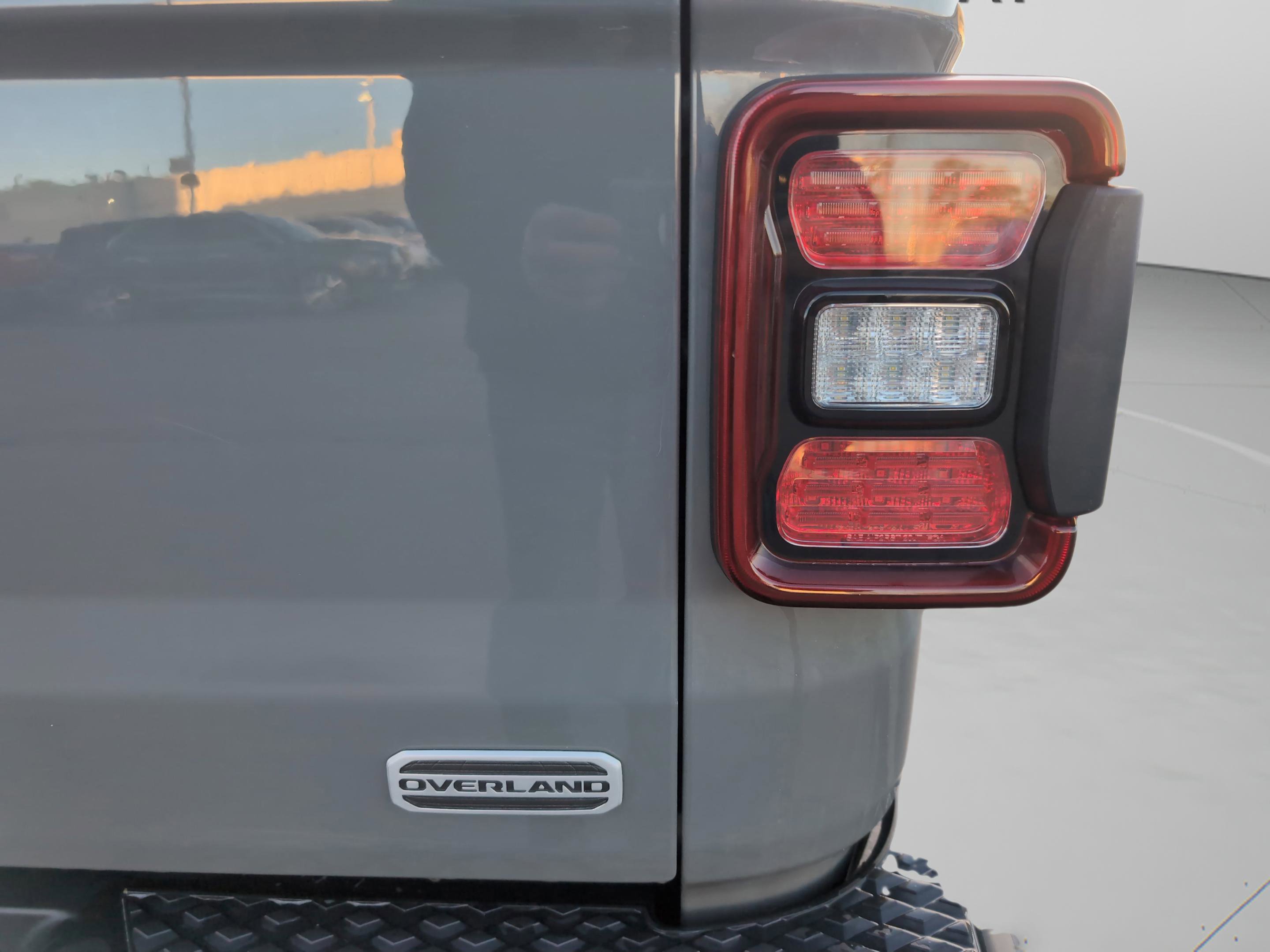 Used 2021 Jeep Gladiator Overland w/ Popular Equipment Package image 25