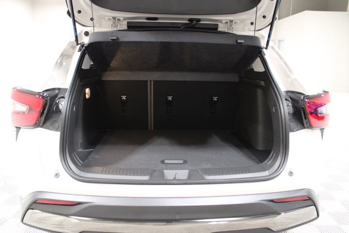 New 2026 Chevrolet Trax ACTIV w/ Driver Confidence Package image 13