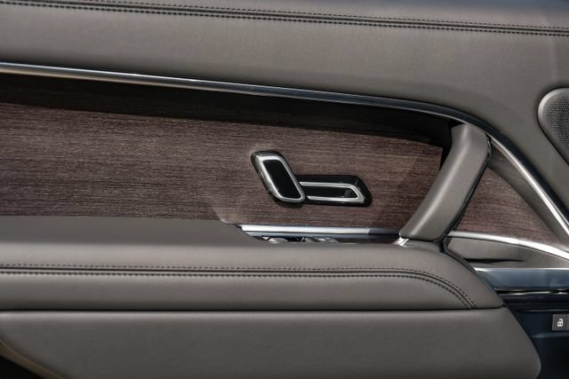 New 2026 Land Rover Range Rover SE AWD/4WD image 55