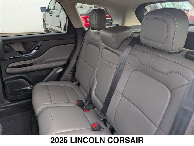 New 2025 Lincoln Corsair Reserve image 13