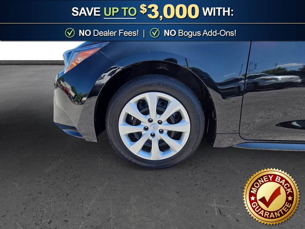 Used 2026 Toyota Corolla LE FWD image 13