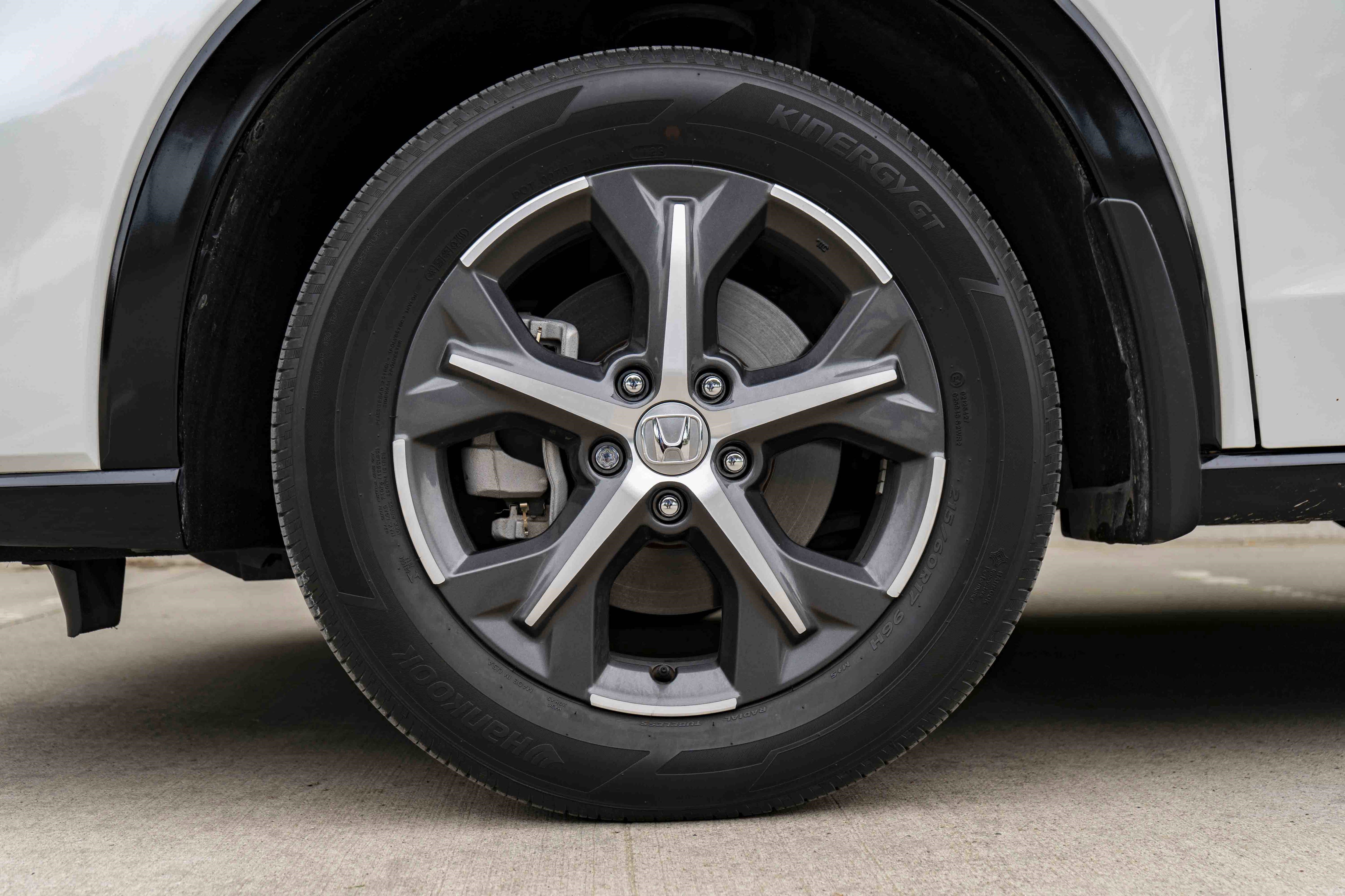 Used 2024 Honda HR-V EX-L image 14