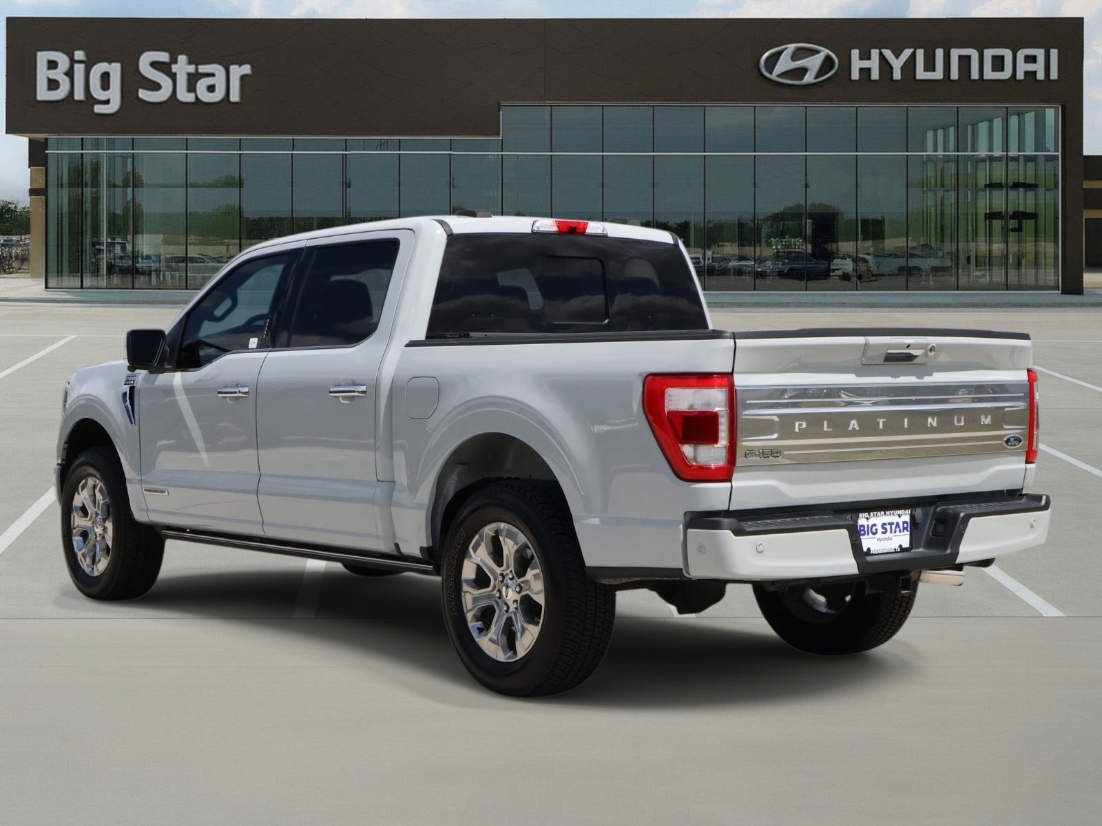 Used 2023 Ford F150 Platinum w/ Equipment Group 701A High image 3