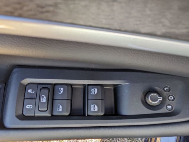 New 2025 Jeep Grand Cherokee L Limited w/ Luxury Tech Group II image 17