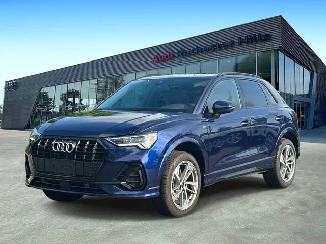Certified 2025 Audi Q3 2.0T Premium w/ Convenience Plus Package AWD/4WD image 1