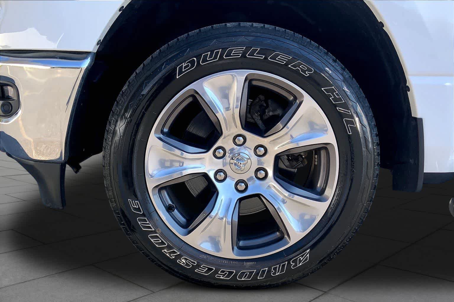 Used 2023 RAM 1500 Laramie AWD/4WD image 11