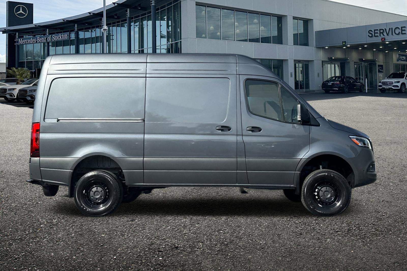 New 2026 Mercedes-Benz Sprinter 2500 video 3