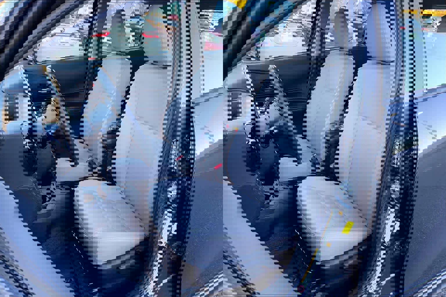 Used 2018 Toyota Prius C Four image 8