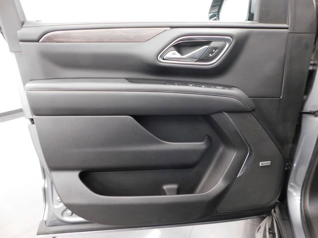 Used 2022 Chevrolet Tahoe LT w/ LT Signature Plus Package image 18